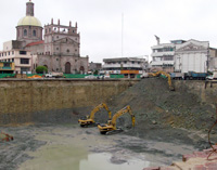 Atlas Copco hydraulic breakers in a shopping center project in Mexico