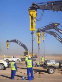 High-speed pile driving in South Africa with HB 2000 hydraulic breakers Atlas Copco