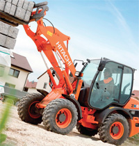 Hitachi Construction Machinery развива компактната гама